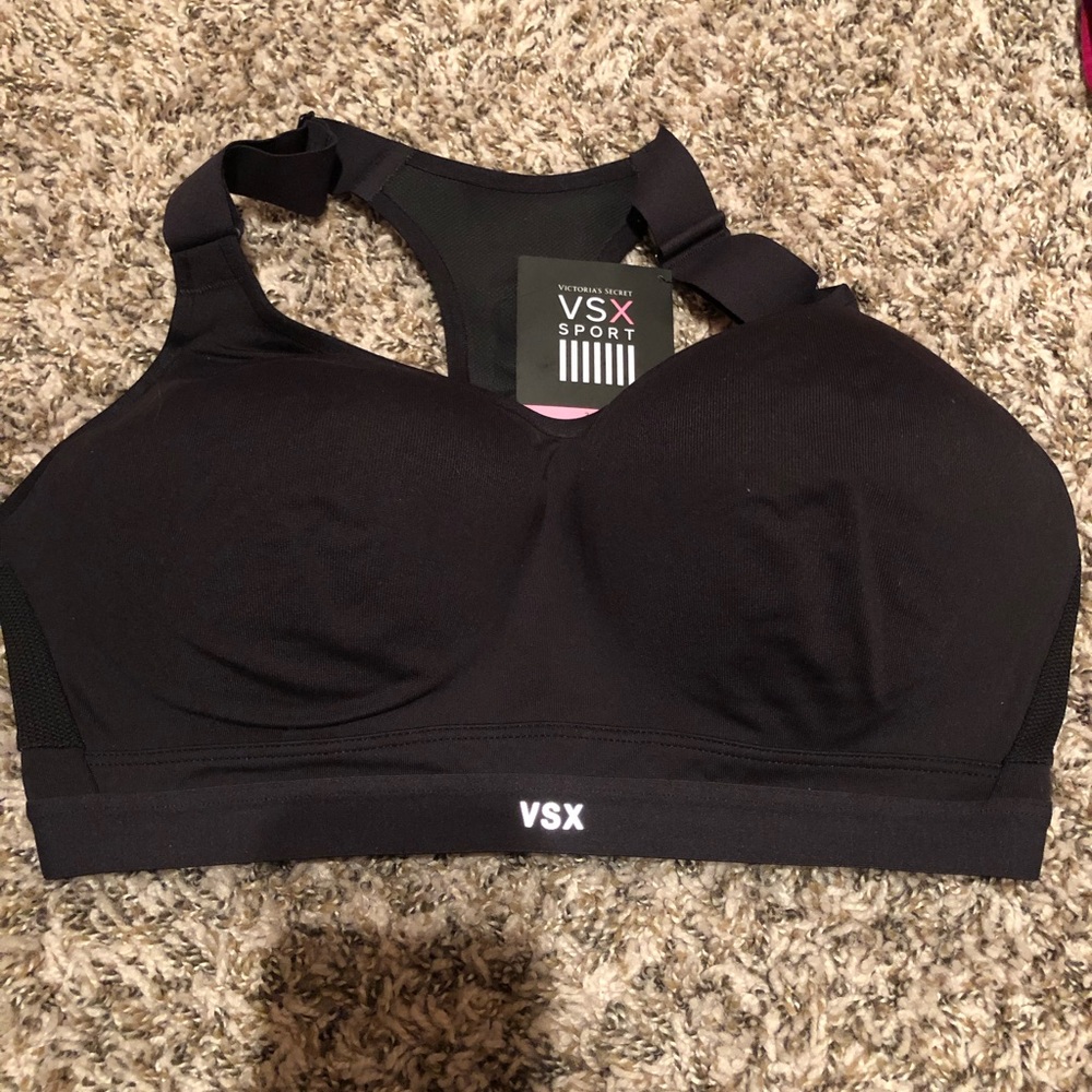 Victoria’s Secret incredible sports bra NWT